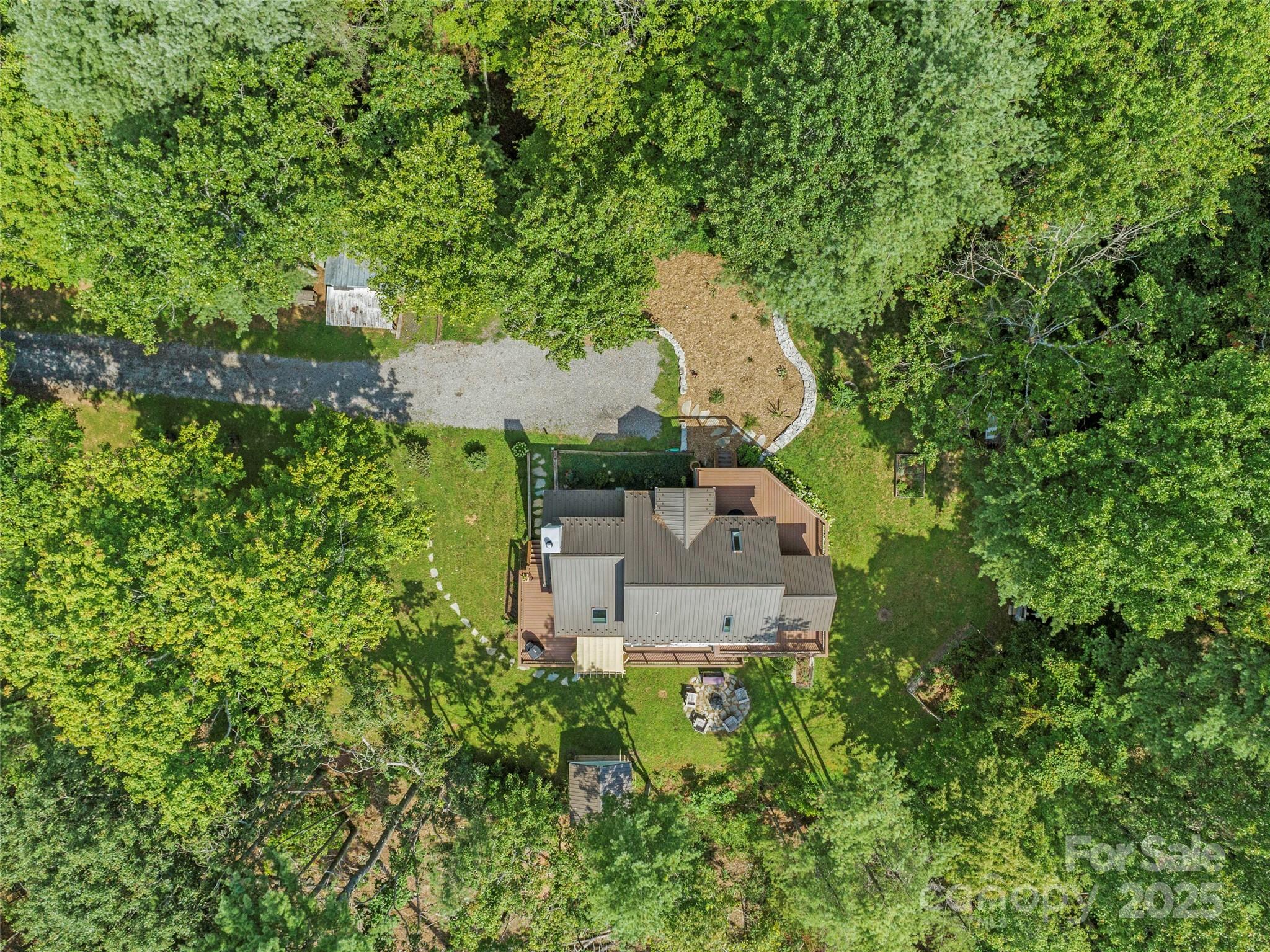 Property image 3 of 97 Gordon Lane in Rivers Edge, Burnsville, NC 28714