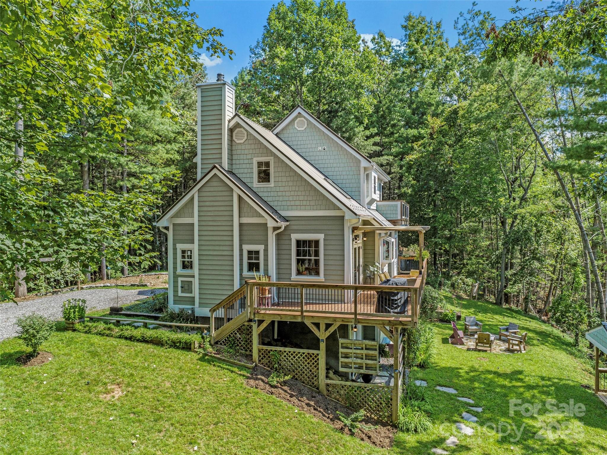Property image 4 of 97 Gordon Lane in Rivers Edge, Burnsville, NC 28714