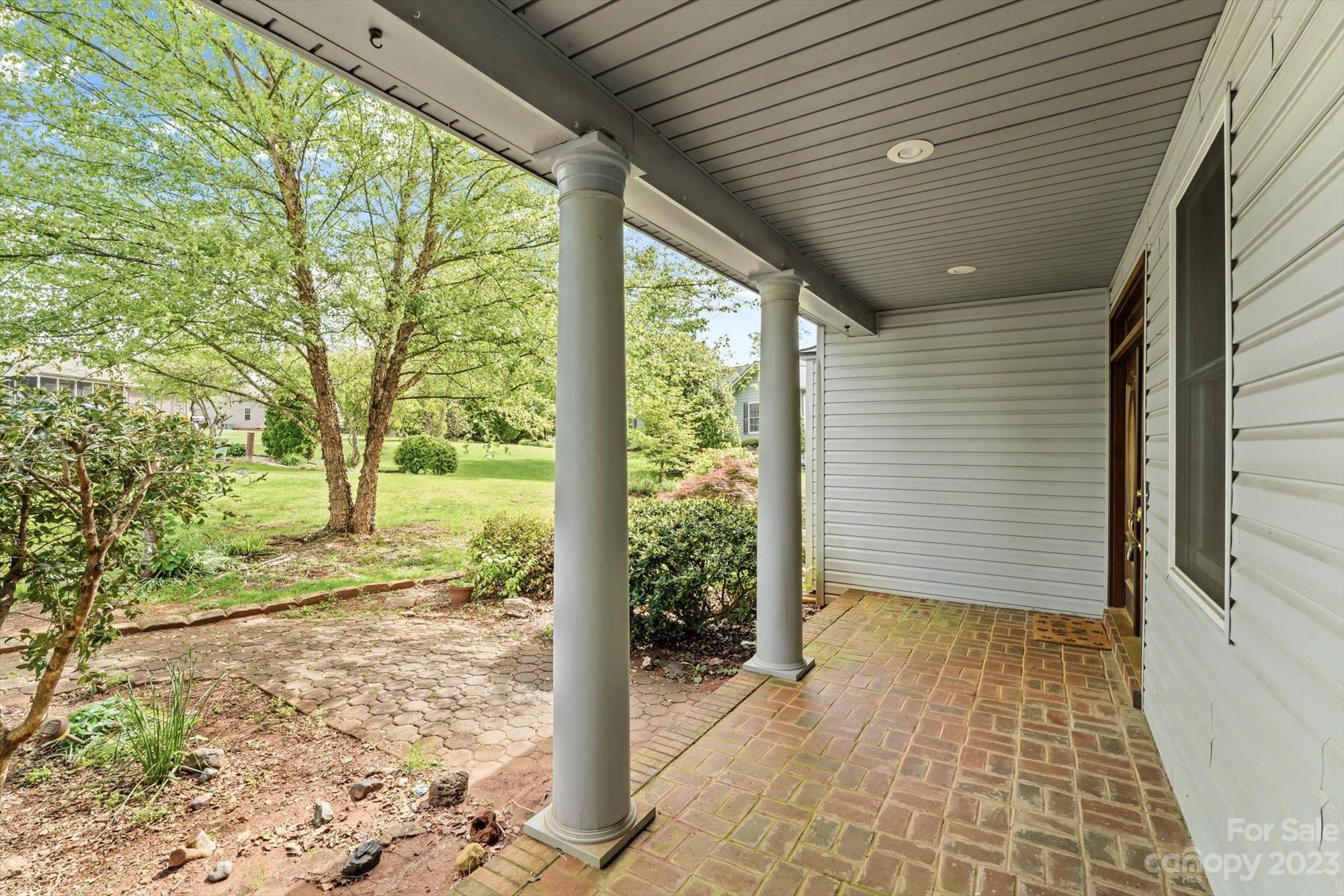 Property image 4 of 1773 Whitehall Court in Nottingham Estates, Newton, NC 28658