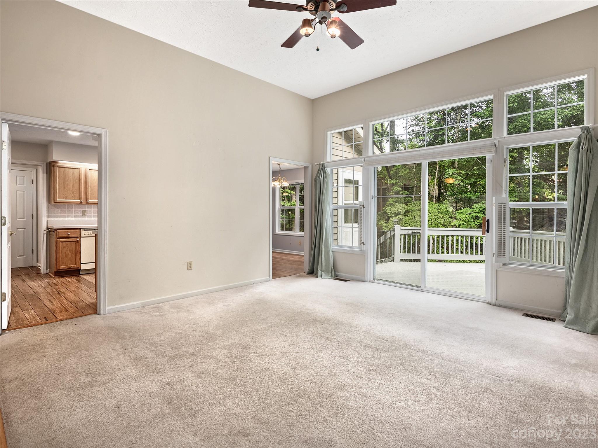Property image 4 of 6 Bay Hill Court in Etowahs Reach, Etowah, NC 28729