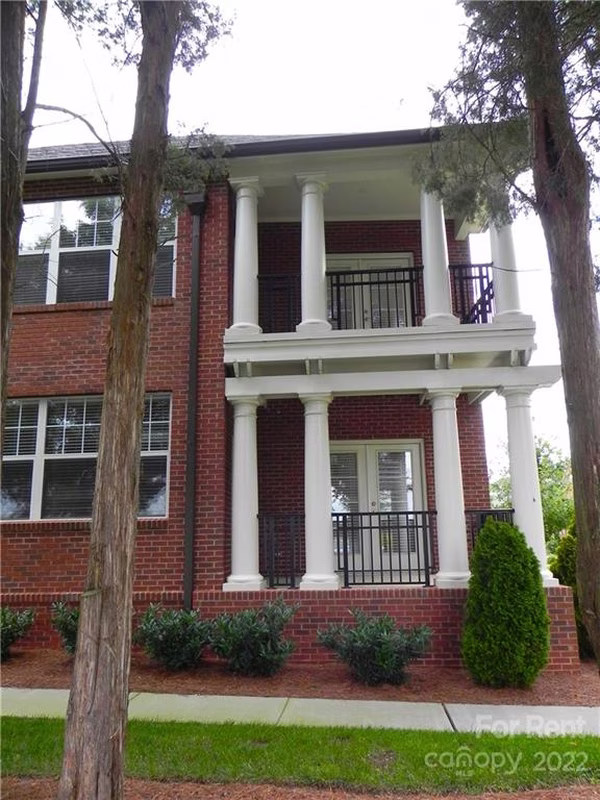 128 Steinbeck Way