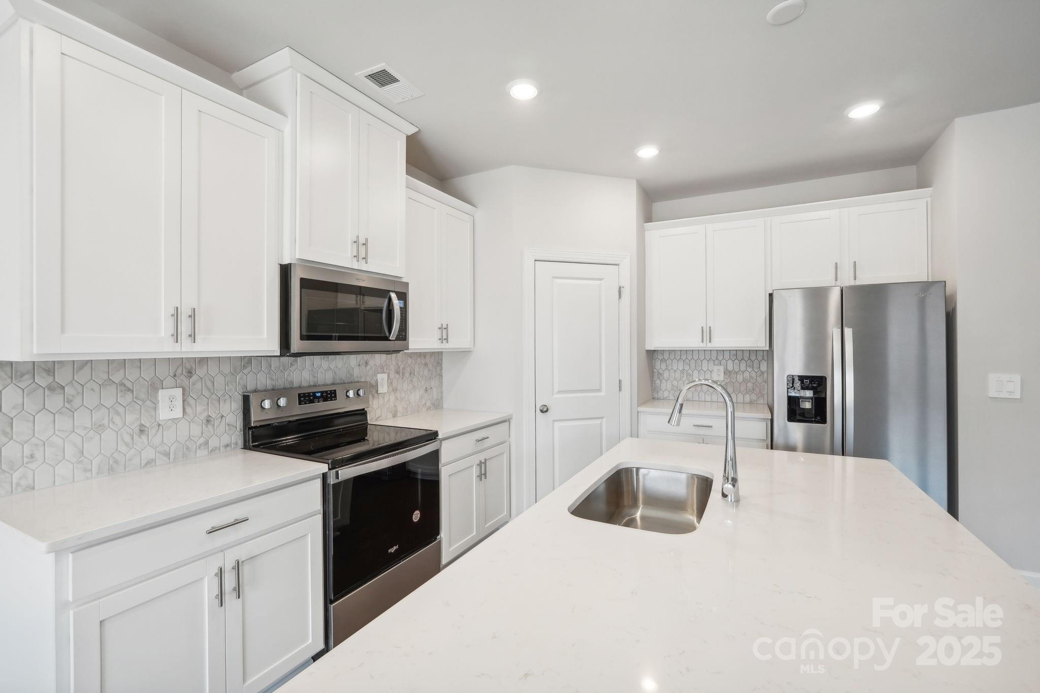 Property image 5 of 1420 Carthage Drive in Oxford Station, Salisbury, NC 28144