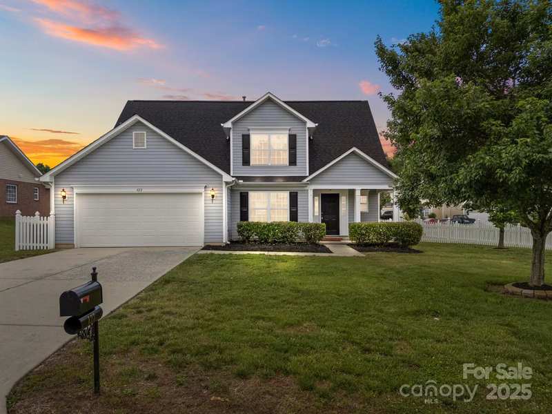 423 Courtland Court