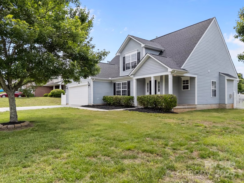 Property image 3 at 423 Courtland Court, Kannapolis, NC 28081