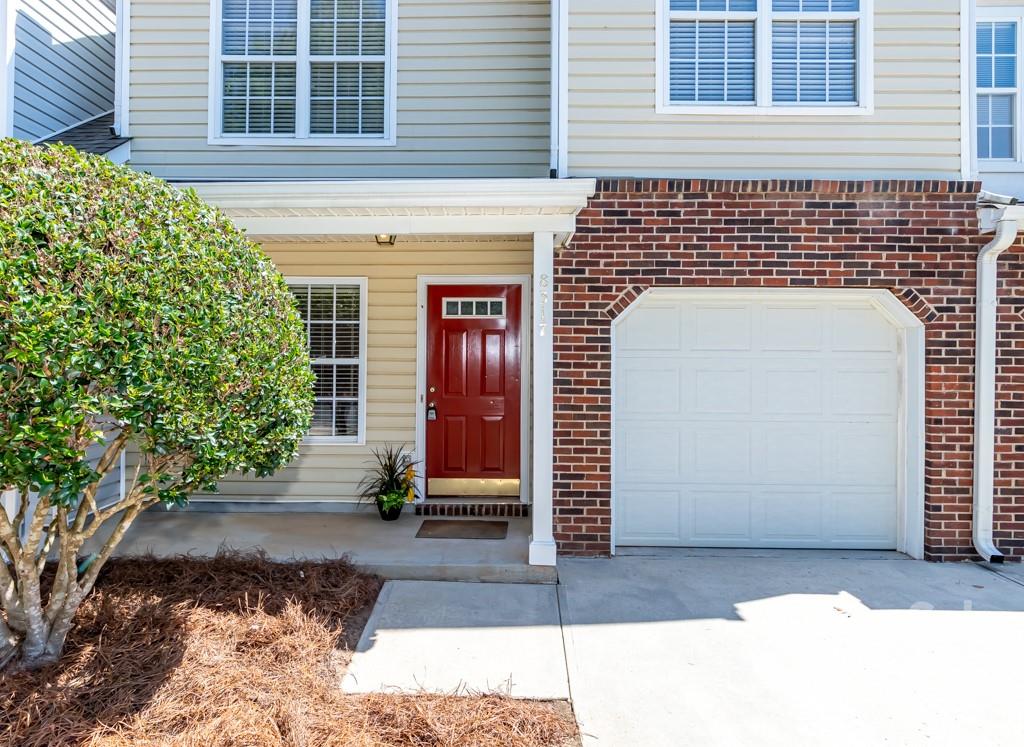 Property image 2 of 8317 Southgate Commons Drive in Southgate Commons, Charlotte, NC 28277
