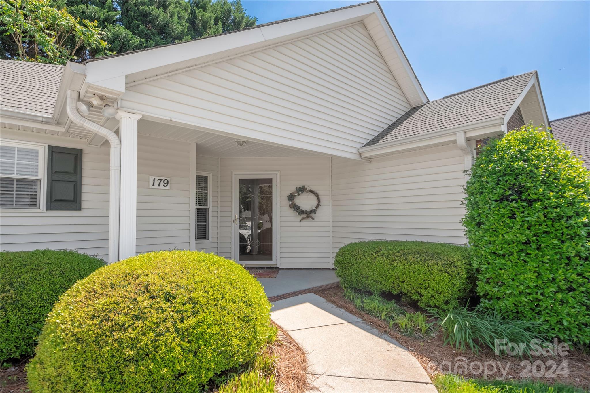 Property image 4 of 179 Oak Village Parkway in The Villages At Oak Tree, Mooresville, NC 28117