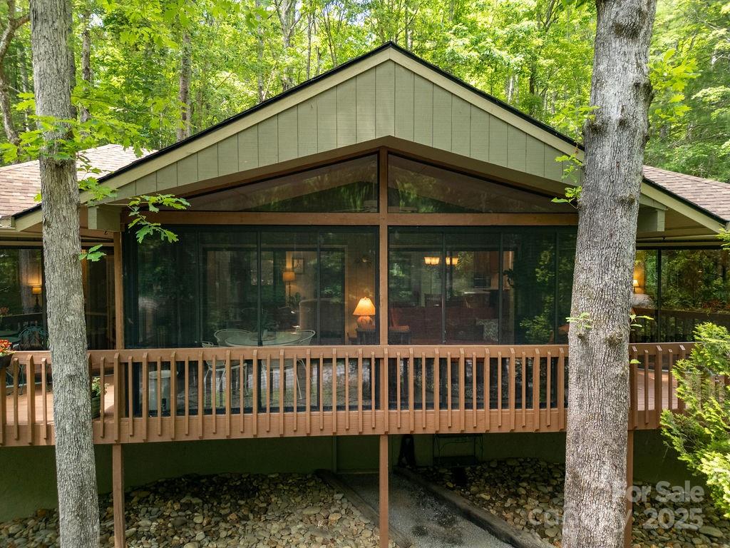 Property image 4 of 1005 Middle Connestee Trail in Connestee Falls, Brevard, NC 28712
