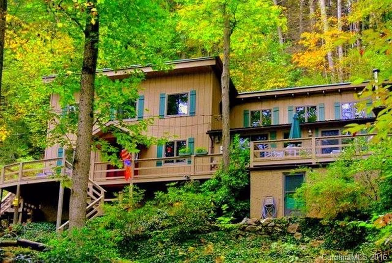 80 Hill Crest Lane