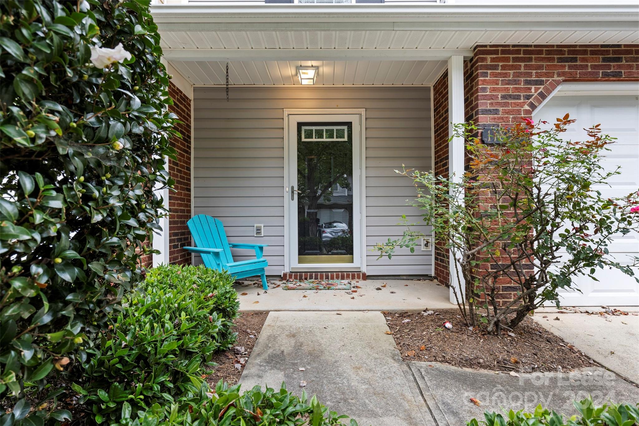 Property image 2 of 11835 Kevin Henry Place in Tyler Woods, Charlotte, NC 28277