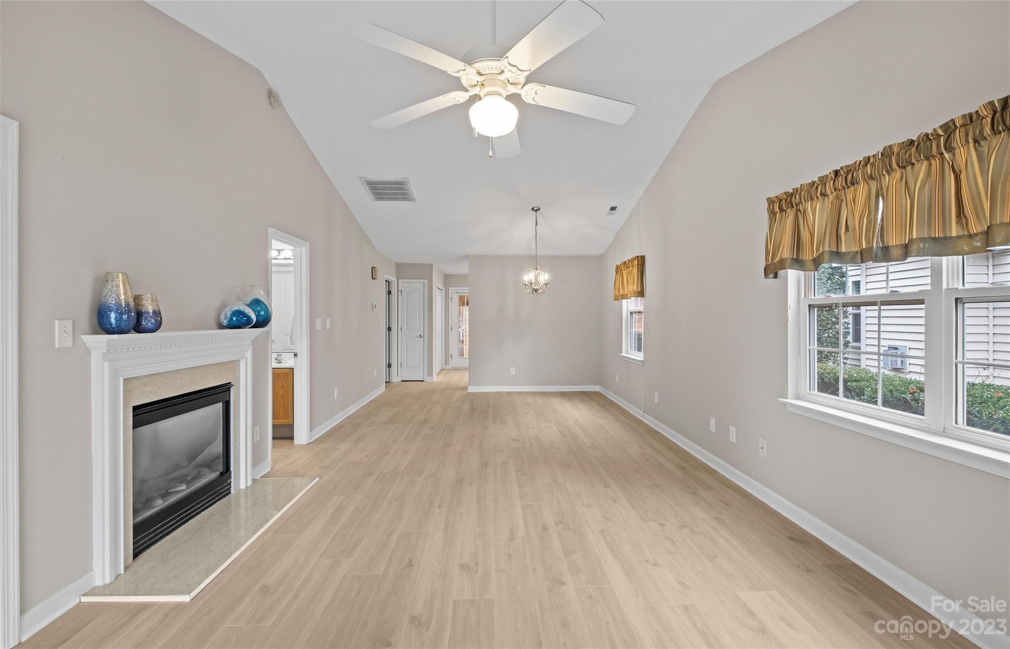 Property image 5 of 146 Ashwood Lane in The Villages At Oak Tree, Mooresville, NC 28117
