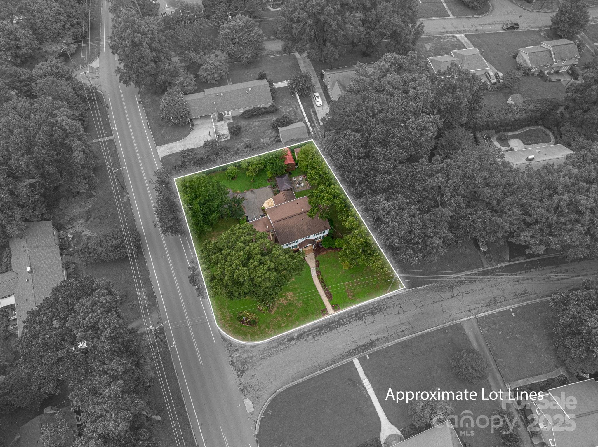 Property image 2 of 1287 Queensgate Street in Kingswood, Gastonia, NC 28054