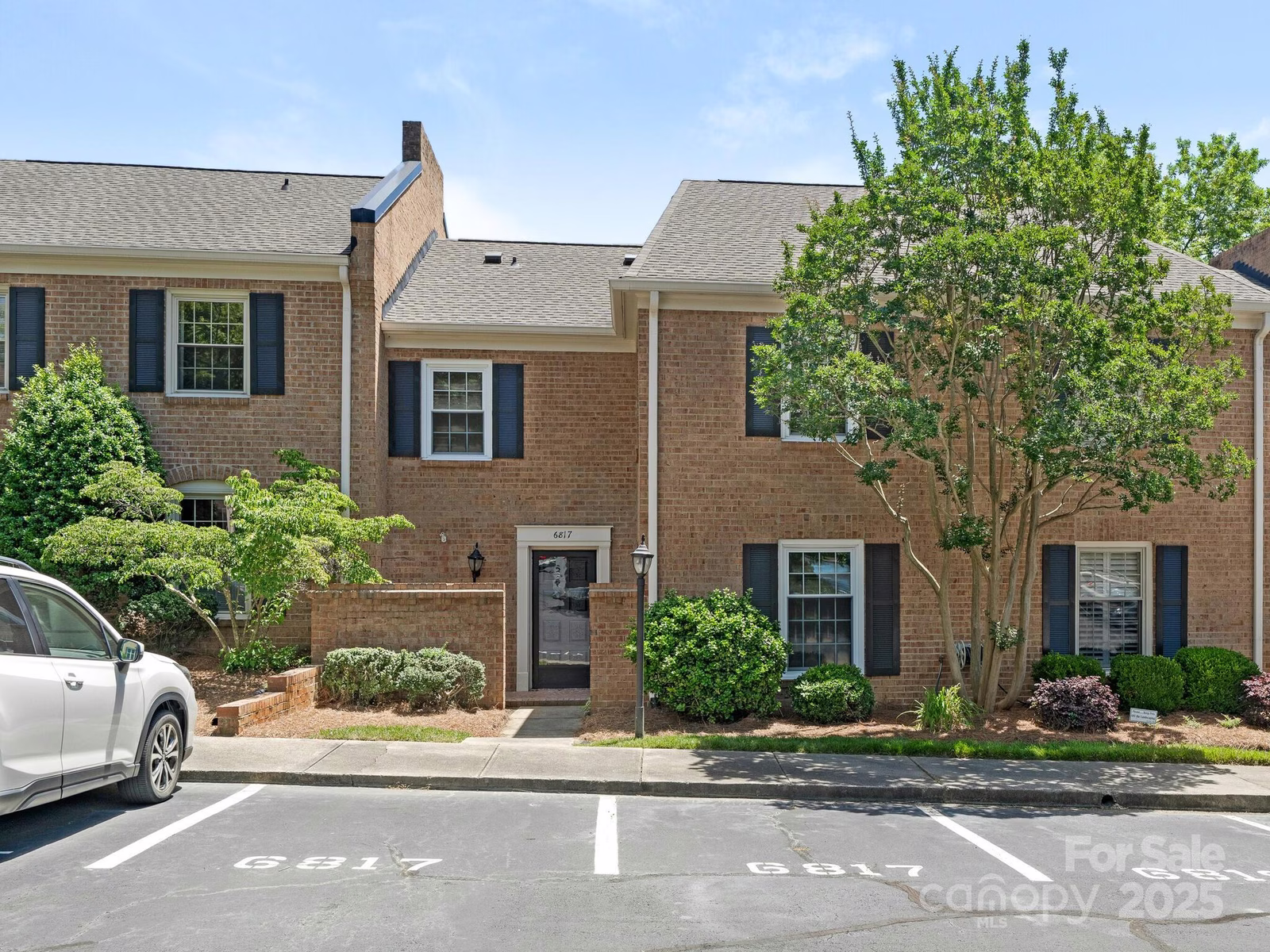 Property image 1 at 6817 Dumbarton Drive, Charlotte, NC 28210