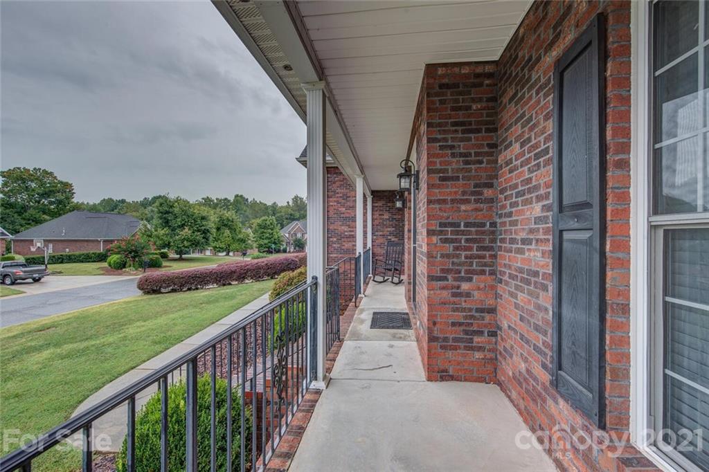Property image 5 of 5107 Summerell Avenue in CRAMER WOODS, Gastonia, NC 28056