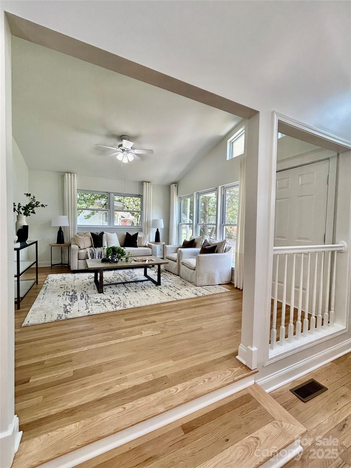 Property image 4 of 1713 Archdale Drive in Montclaire, Charlotte, NC 28210