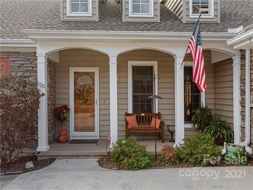 Property image 5 of 125 Cypress Point in Sugar Hollow Farms, Hendersonville, NC 28739