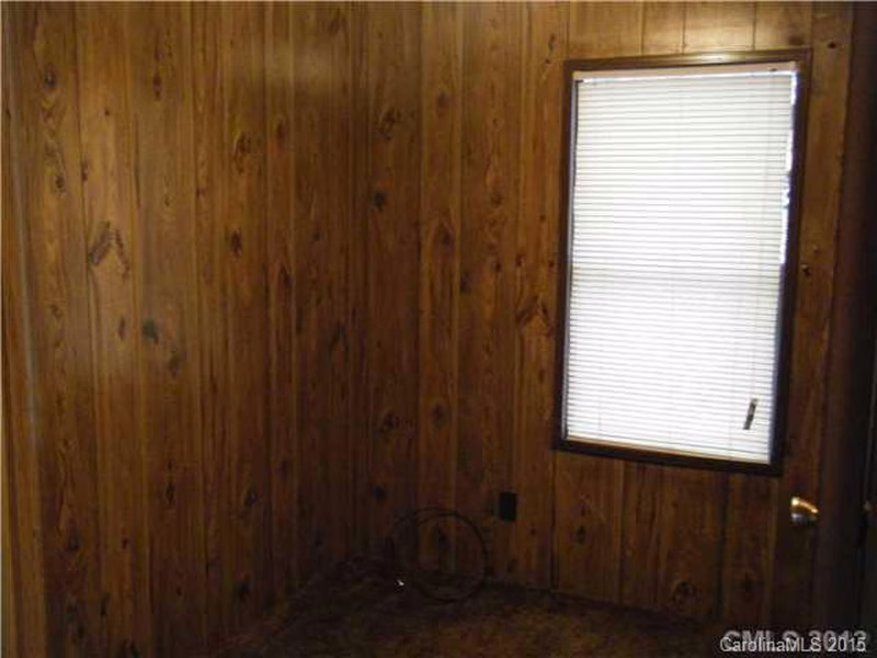 Property image 5 at 6698 Emerald Isle Drive, Sherrills Ford, NC 28673
