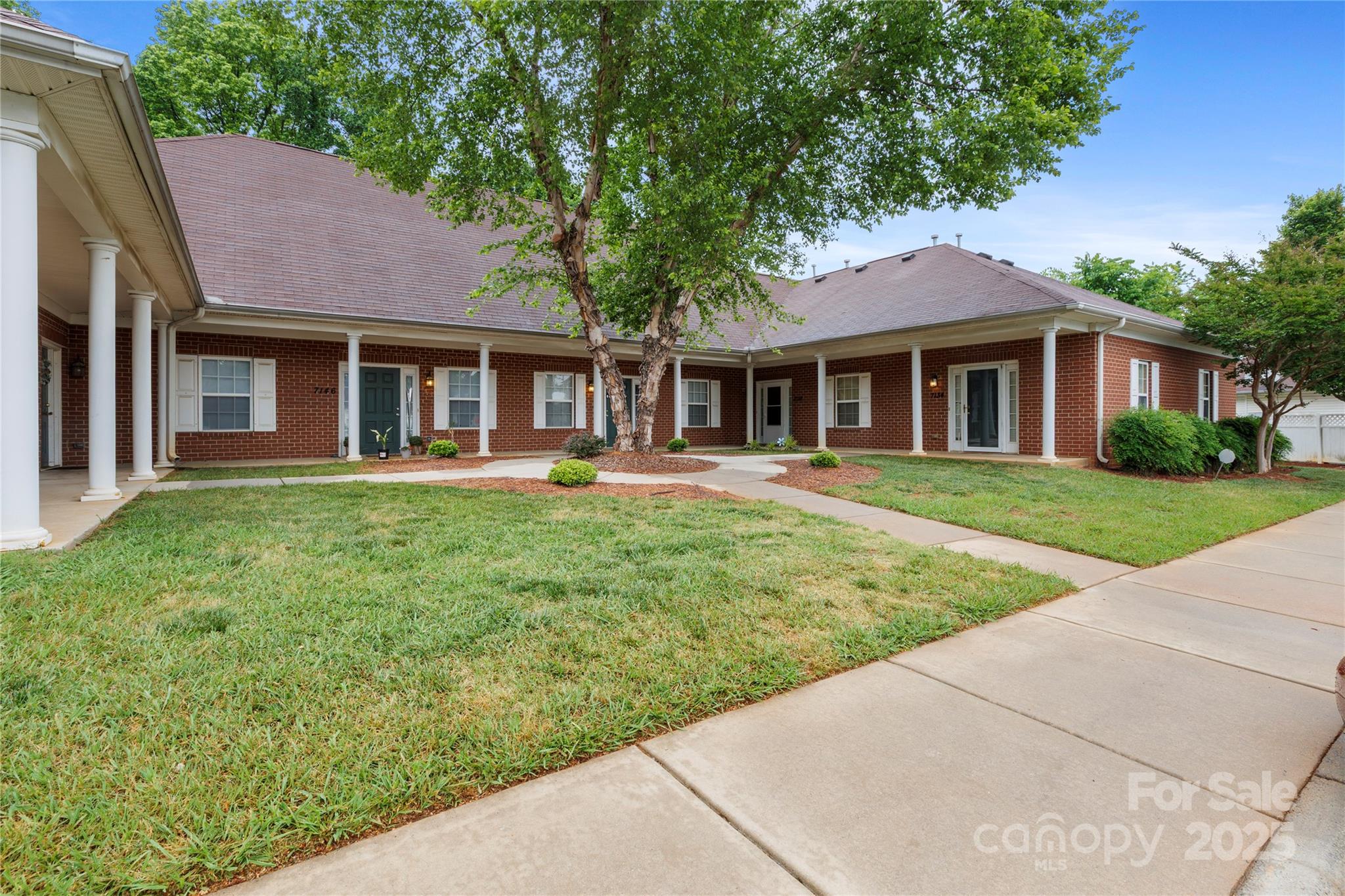 Property image 2 of 7138 Somerset Springs Drive in Somerset Springs, Charlotte, NC 28262