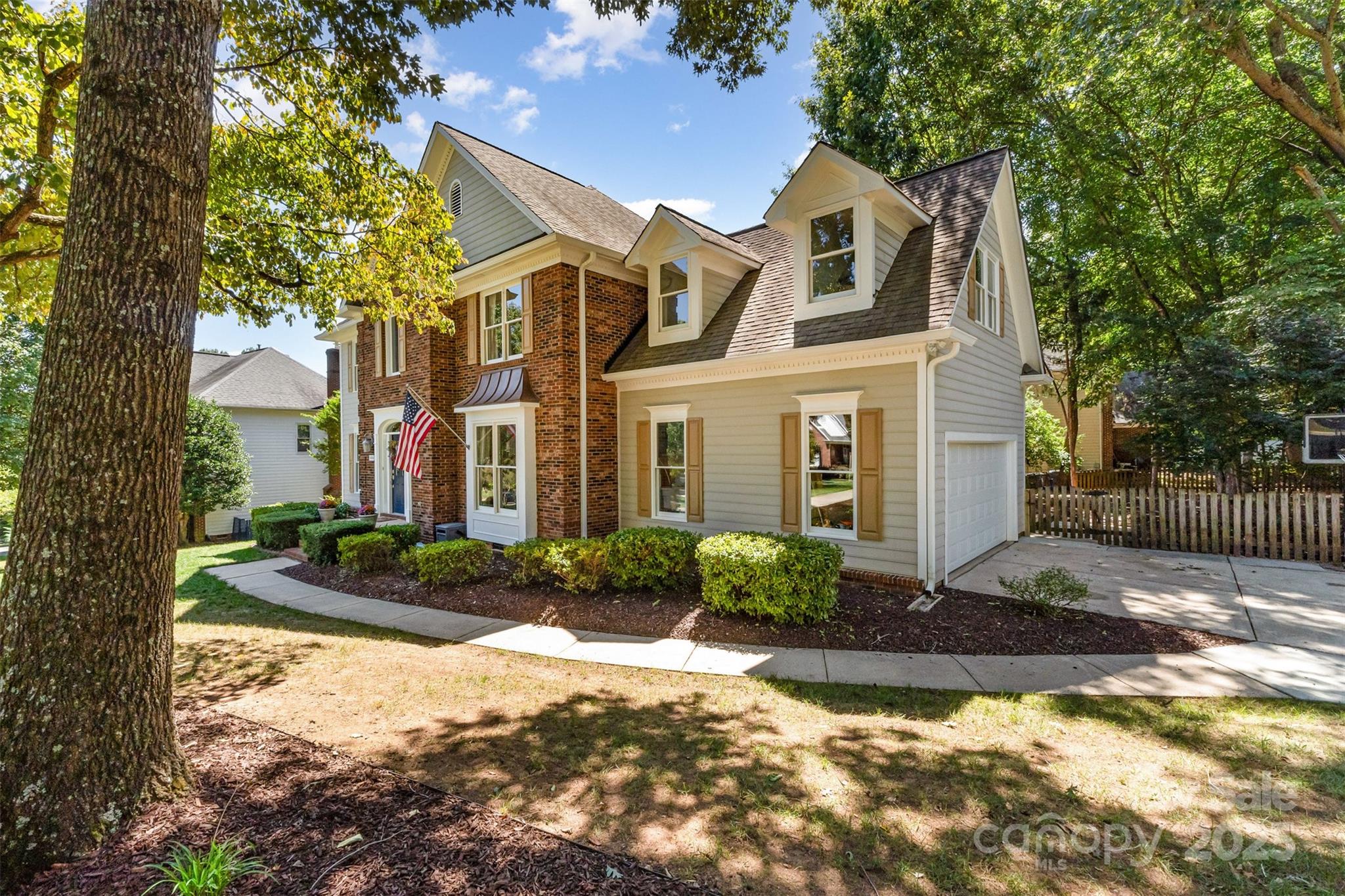 Property image 2 of 9008 Tartan Ridge Drive in Wynfield, Huntersville, NC 28078