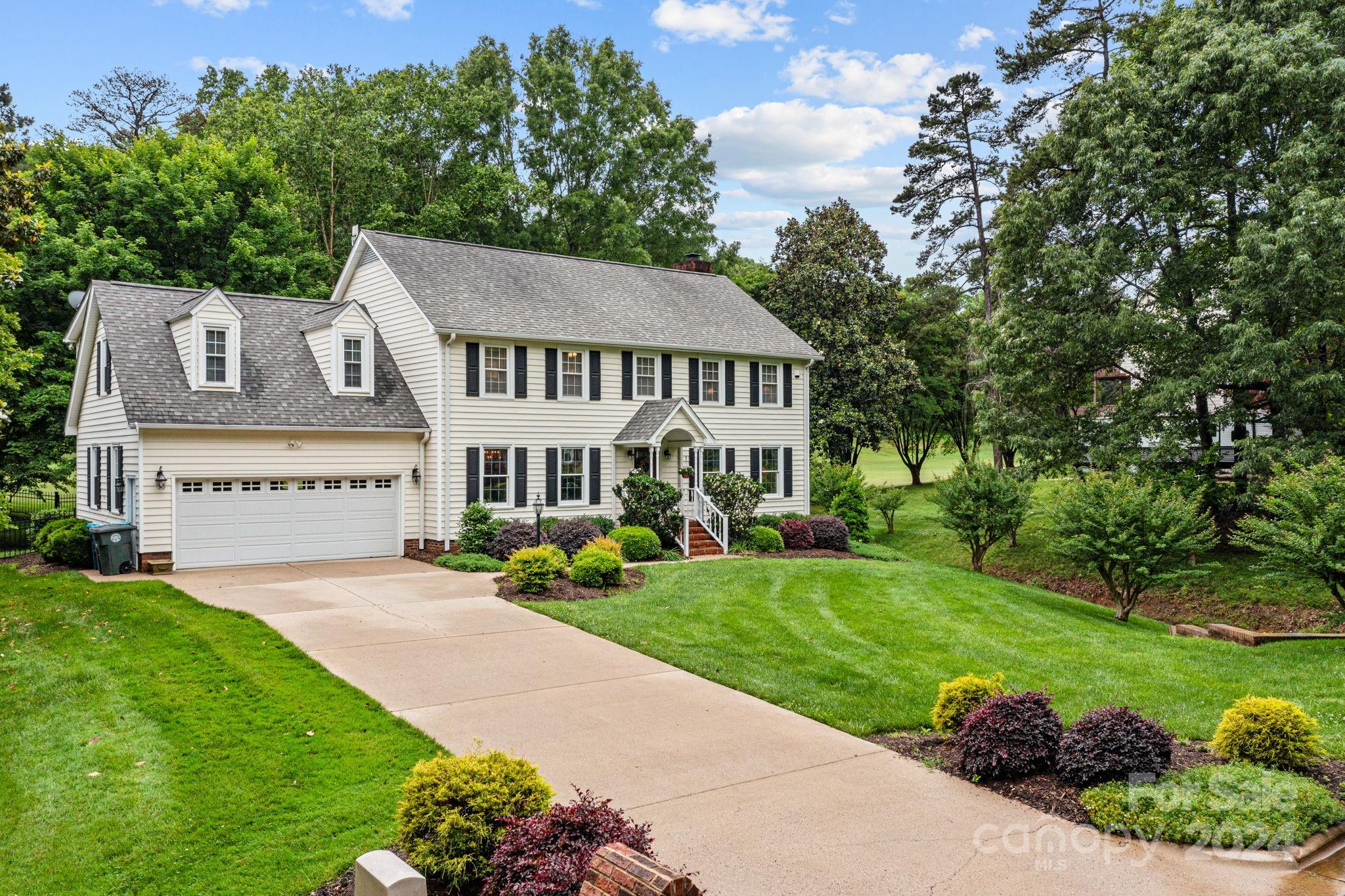 Property image 2 of 1909 Benjamin Drive in Corbin Hills, Salisbury, NC 28146