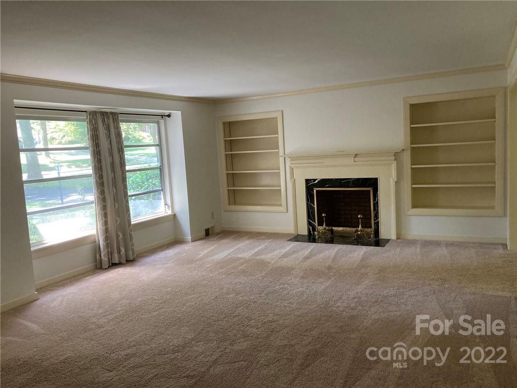 Property image 5 of 121 S Milford Drive in Milford Hills, Salisbury, NC 28144
