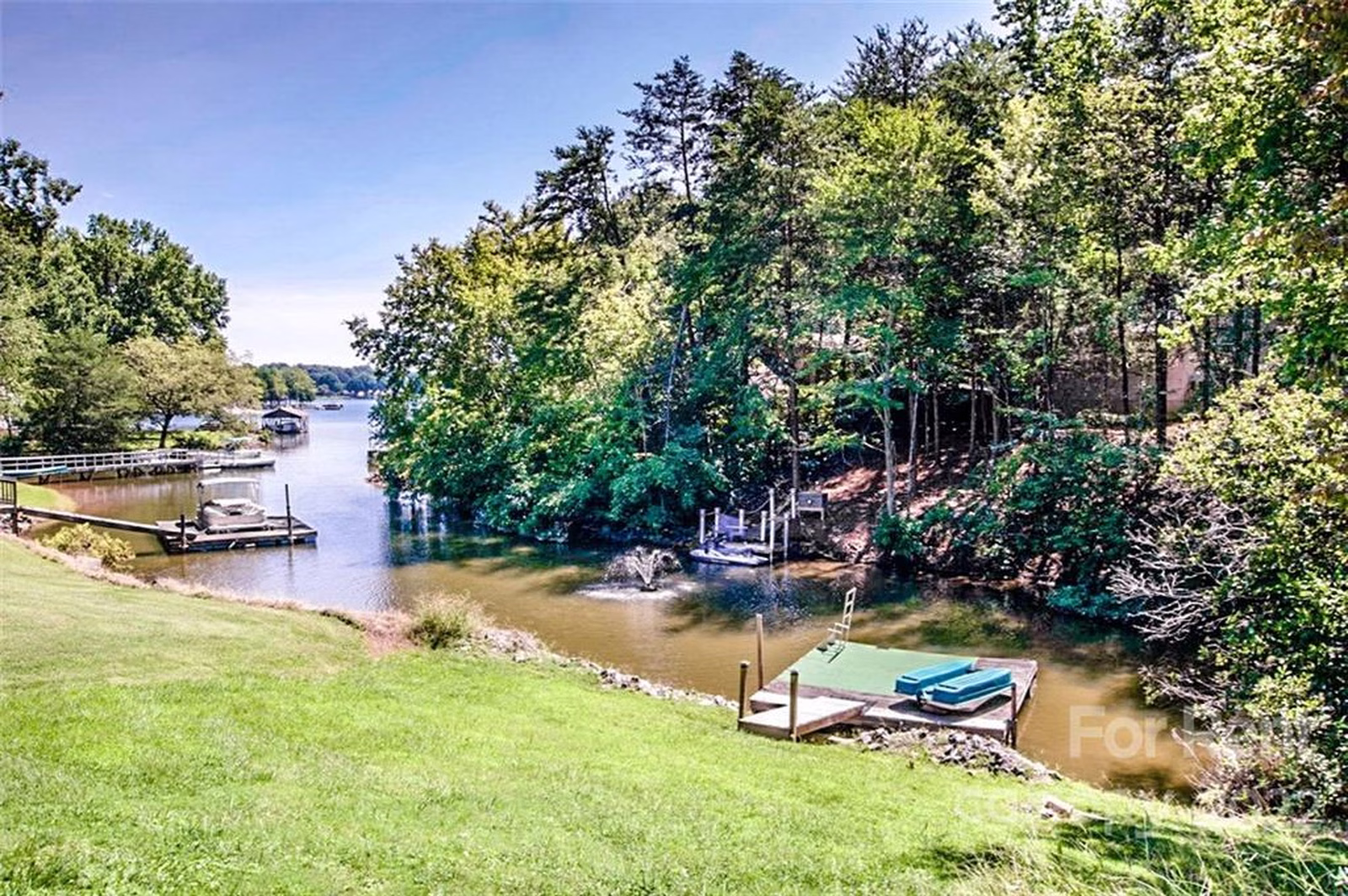 Property image 1 at 209 Woodstream Circle, Mooresville, NC 28117