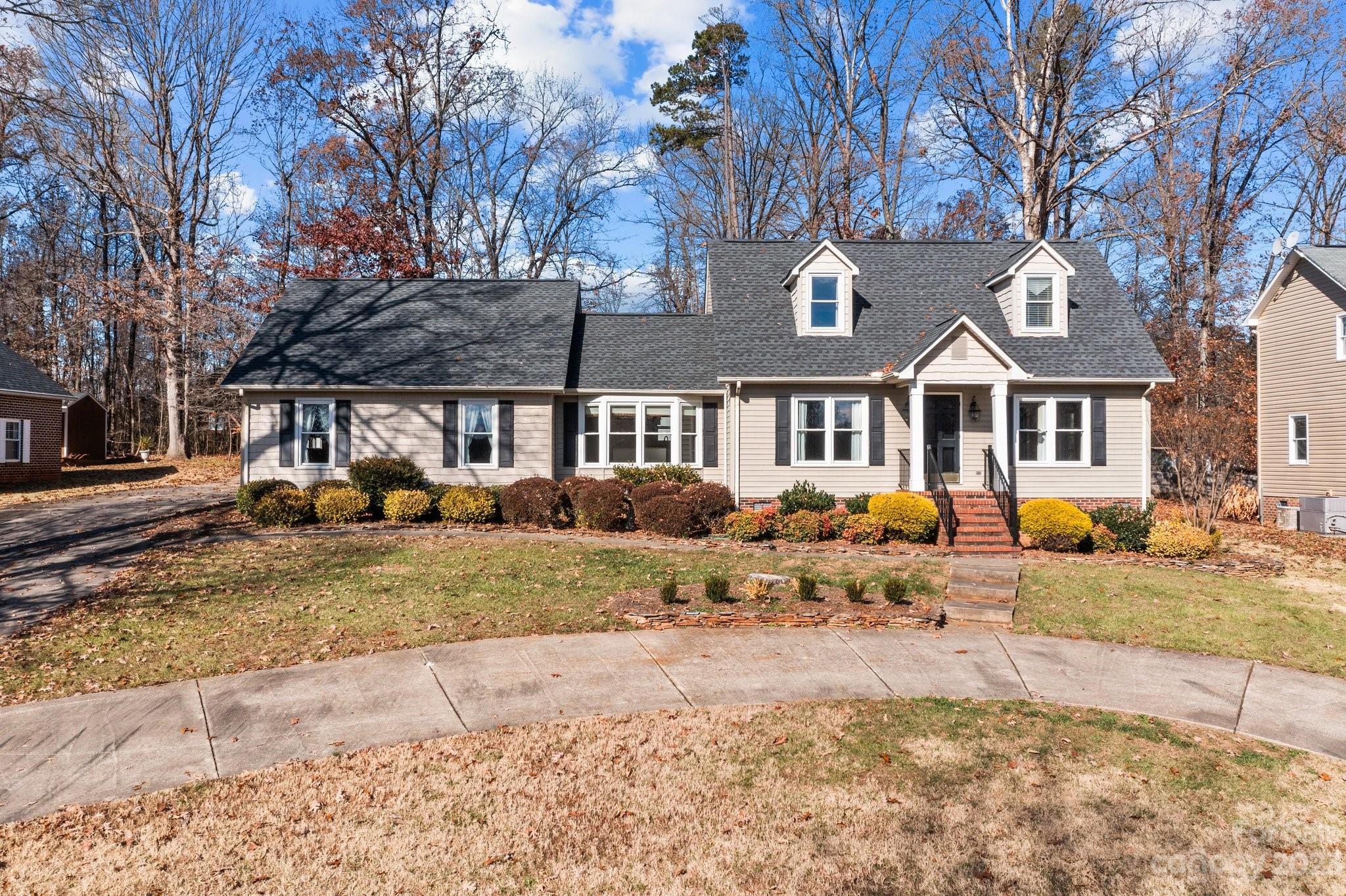 Property image 3 of 306 Eastwood Drive in Corbin Hills, Salisbury, NC 28146
