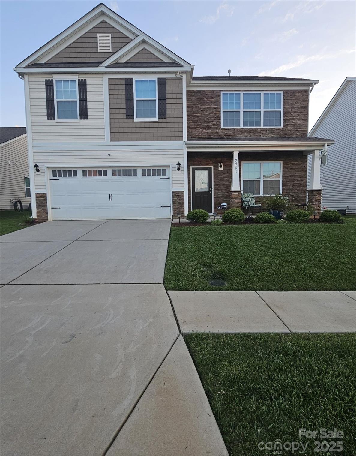 Property image 2 of 7741 Stonehouse Drive in Nolen Farm, Gastonia, NC 28056