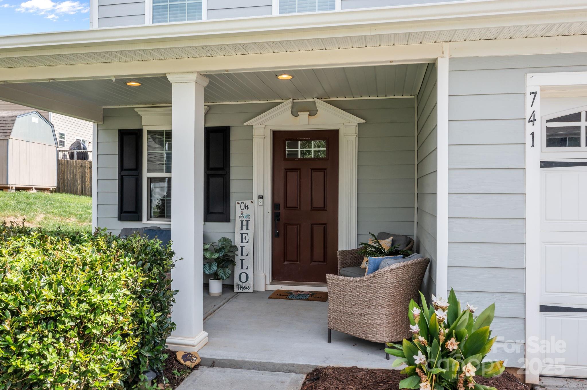 Property image 3 of 741 Climbing Rose Court in Rosegate, Gastonia, NC 28056