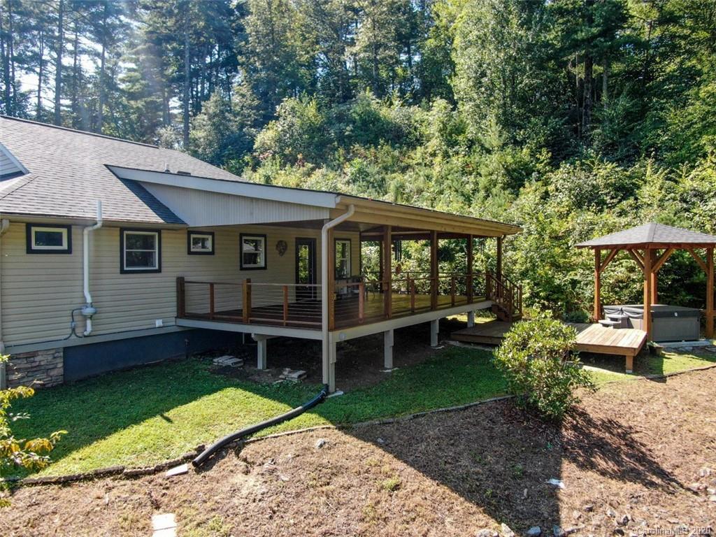 Property image 3 of 20 Friendship Lane in Thomas Woods, Pisgah Forest, NC 28768