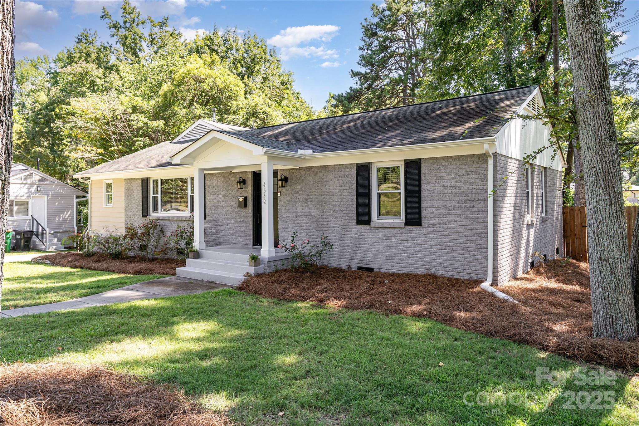Property image 4 of 4842 Gilmore Drive in Madison Park, Charlotte, NC 28209