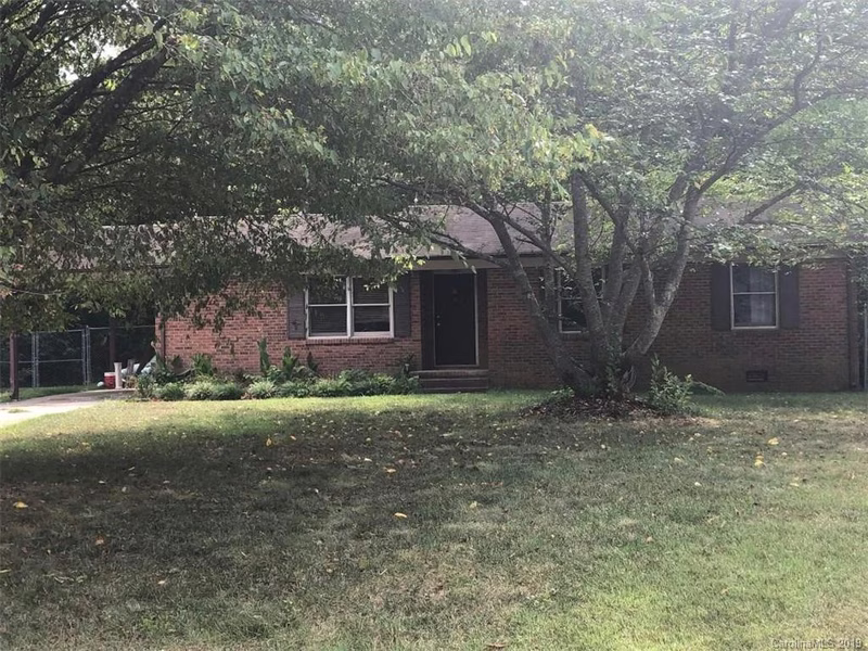 512 Pine Circle