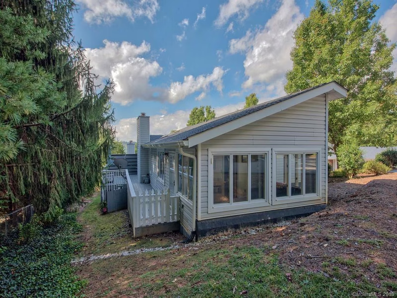 Property image 4 at 71 Hollybrook Drive, Asheville, NC 28803