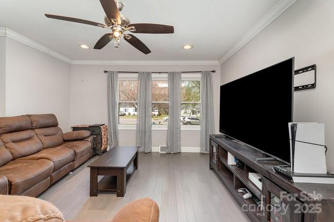 Property image 5 of 634 Hartness Road in Westwood, Statesville, NC 28677