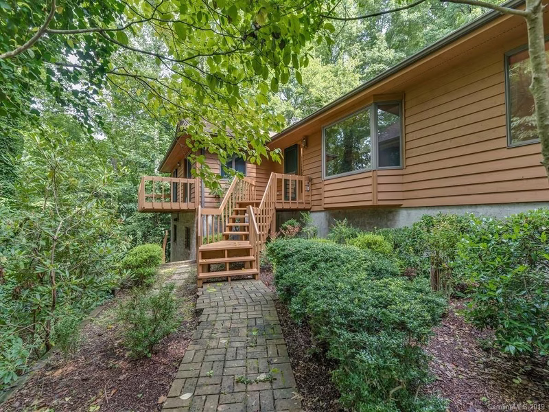 Property image 2 at 39 Foxglove Road, Hendersonville, NC 28739