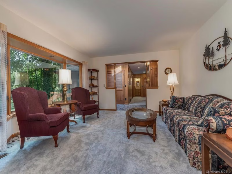 Property image 5 at 39 Foxglove Road, Hendersonville, NC 28739