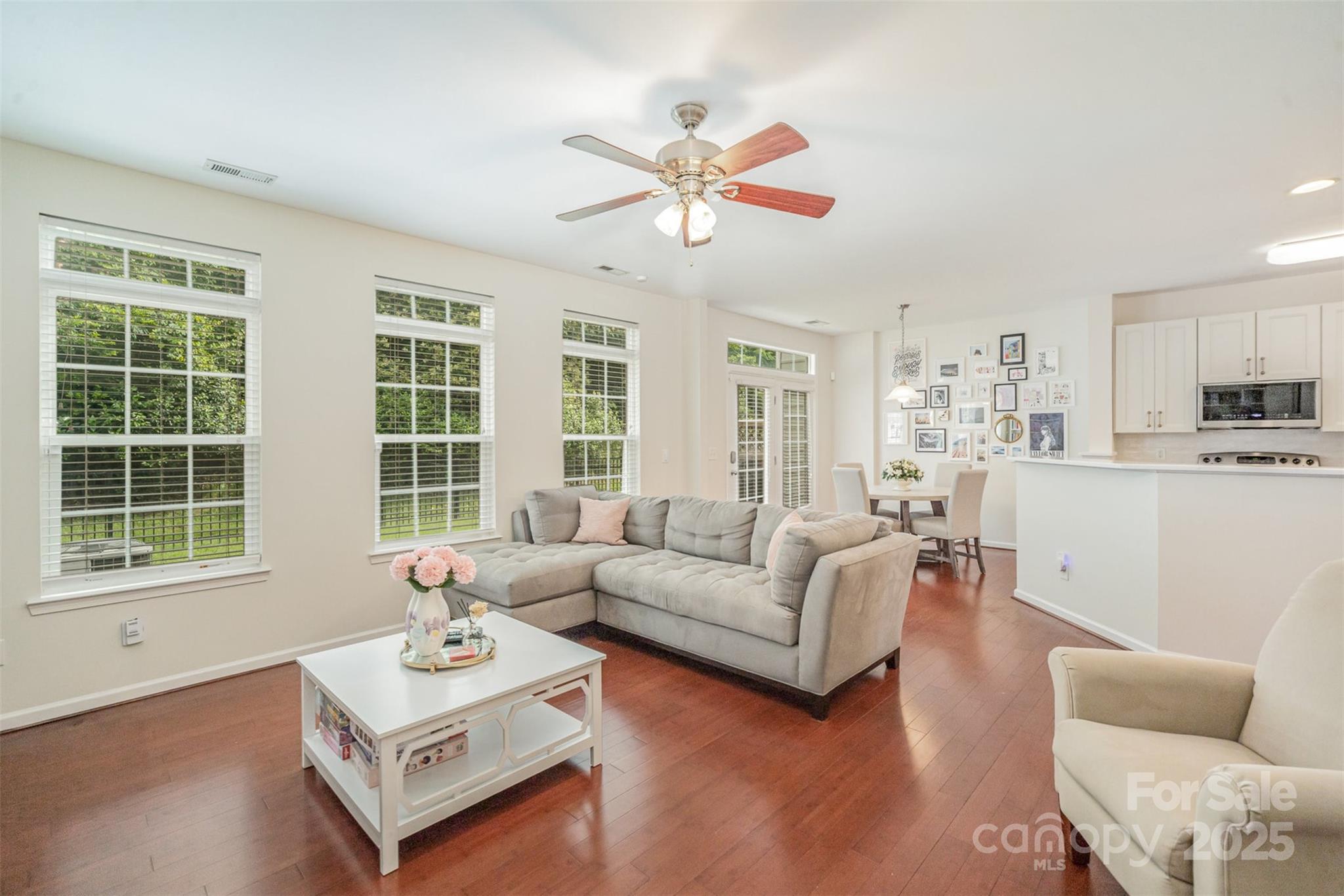 Property image 3 of 3326 Park South Station Boulevard in Park South Station, Charlotte, NC 28210