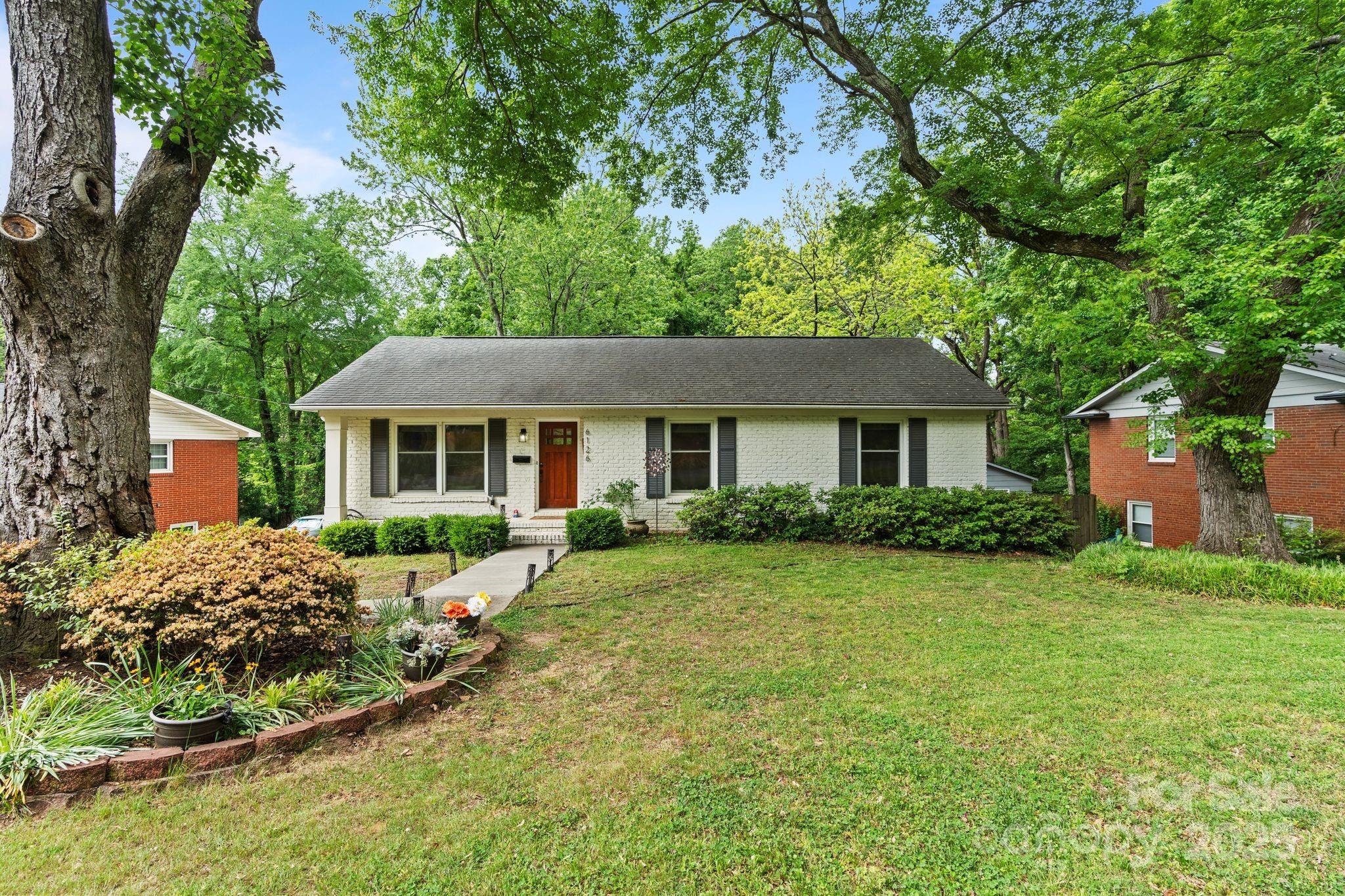 Property image 2 of 6126 Netherwood Drive in Starmount, Charlotte, NC 28210