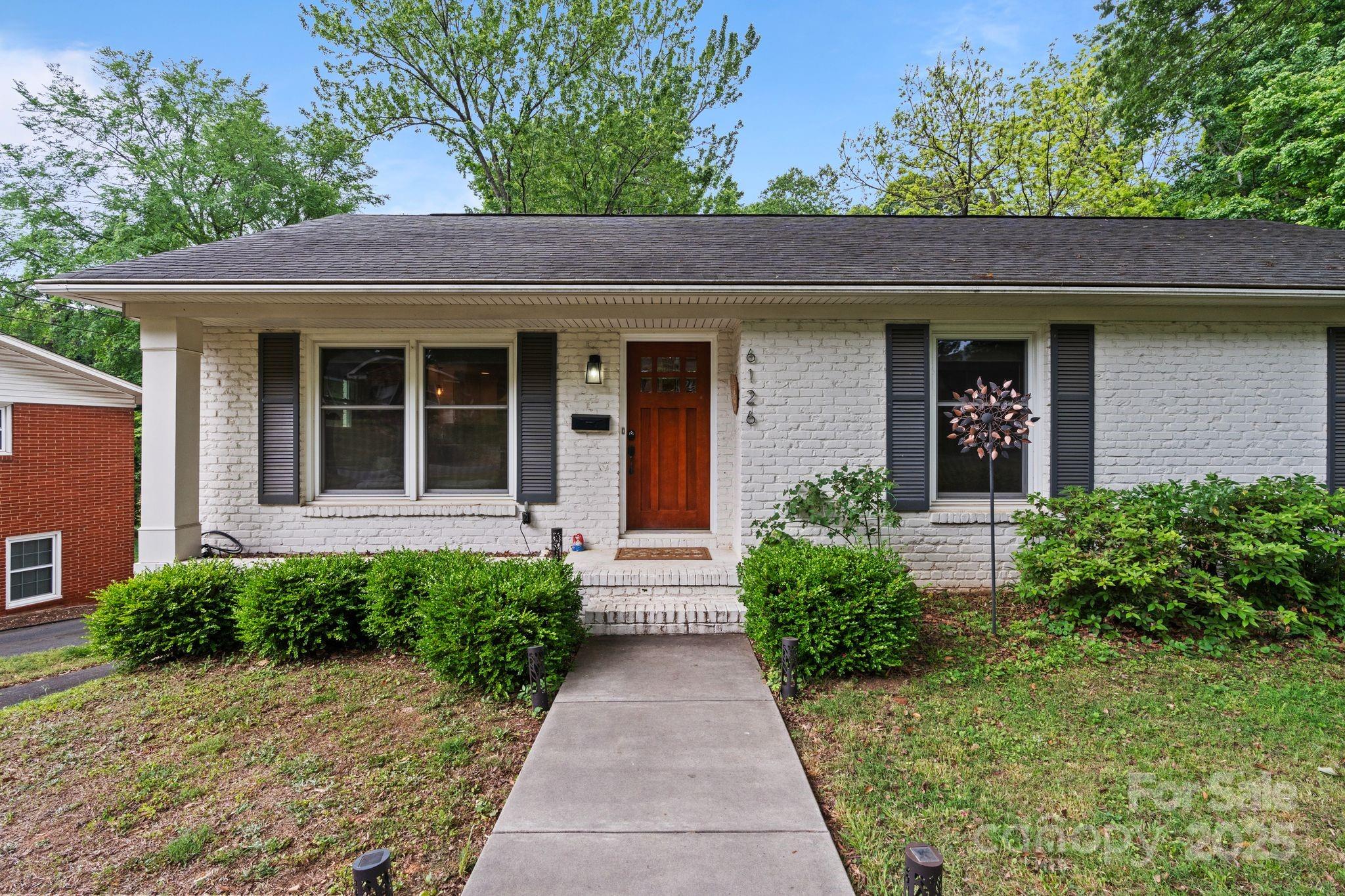 Property image 5 of 6126 Netherwood Drive in Starmount, Charlotte, NC 28210