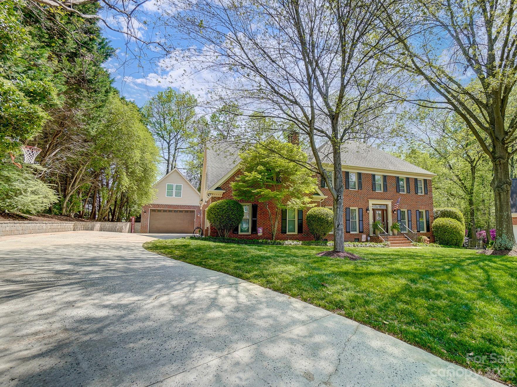 Property image 4 of 10119 Compton Lane in Green Farm, Huntersville, NC 28078