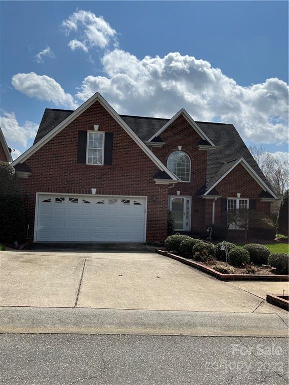 Property image 2 of 2579 Firethorn Court in Cypress Pointe, Gastonia, NC 28056