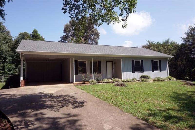 4652 Queens Road
