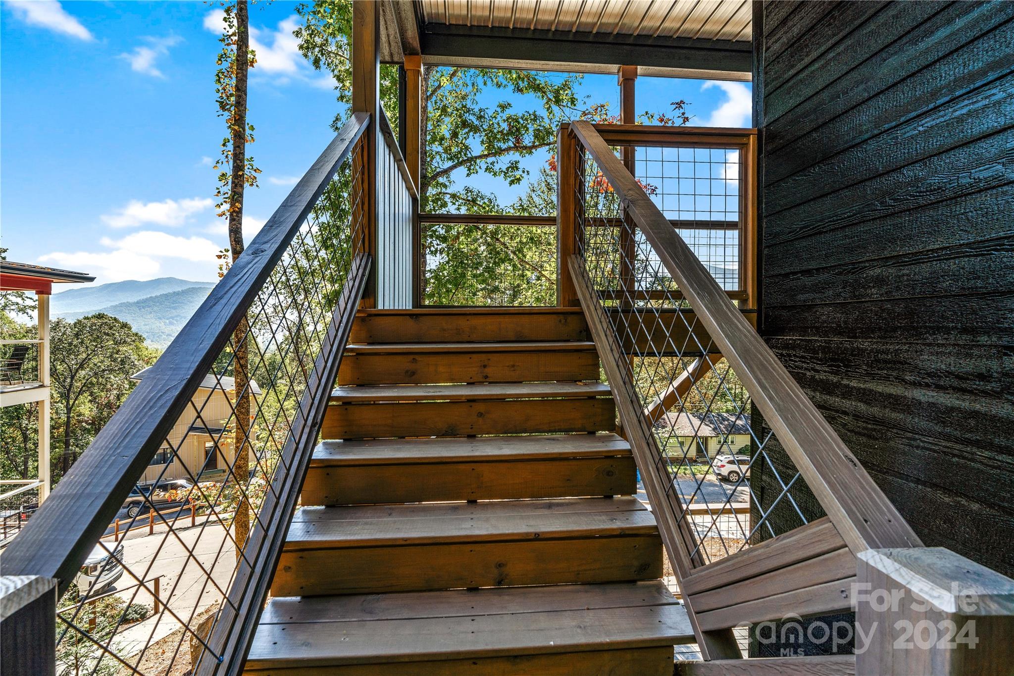 Property image 4 of 210 Pine Hill Drive in Grovemont, Swannanoa, NC 28778
