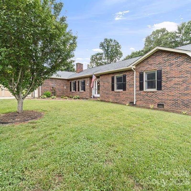 Property image 2 at 209 Timber Ridge Drive, Lenoir, NC 28645