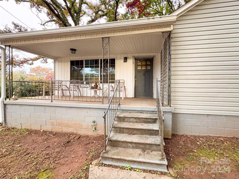 Property image 3 at 723 Wood Street, Statesville, NC 28677