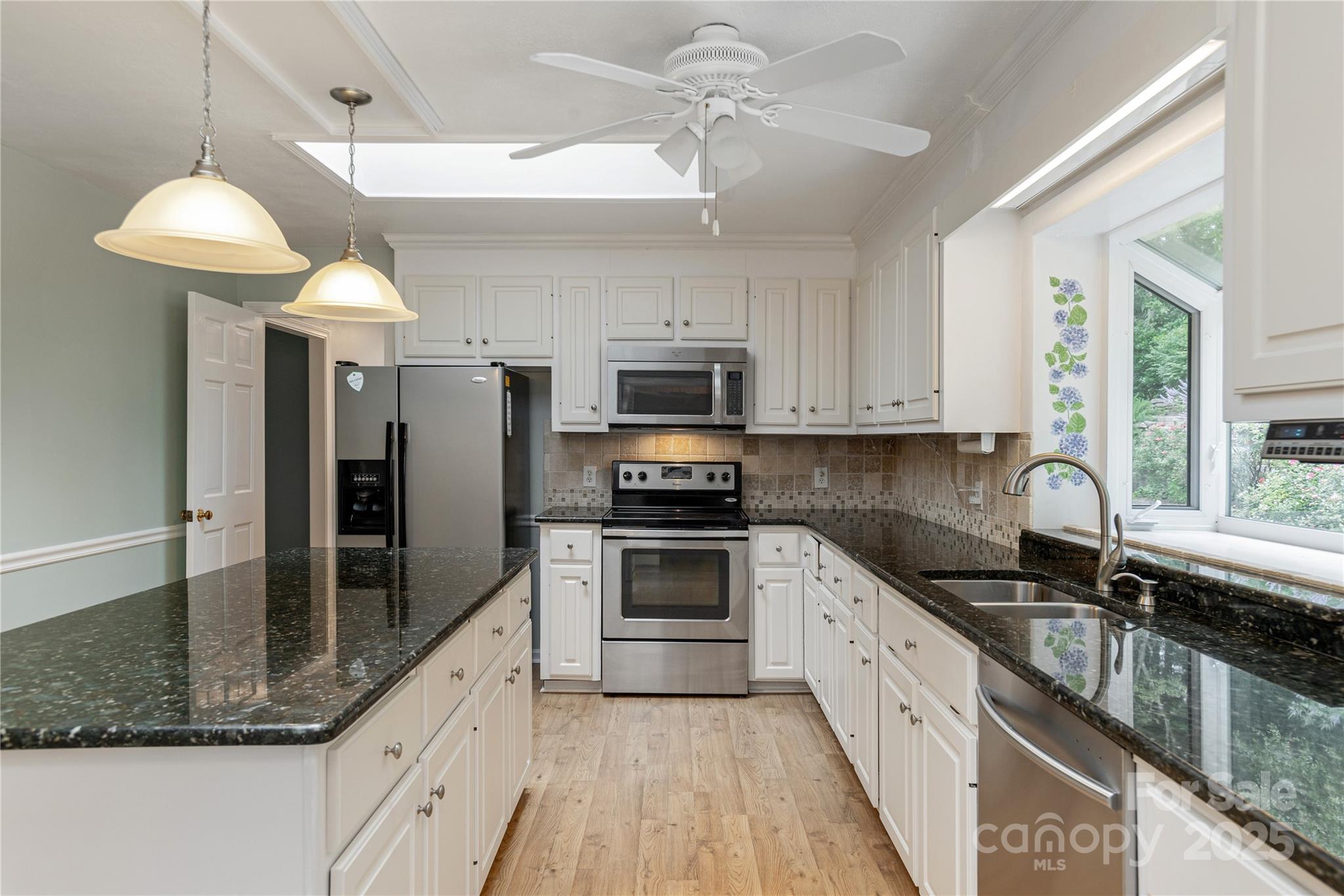 Property image 4 of 233 Raintree Drive in Tamarac, Hendersonville, NC 28791