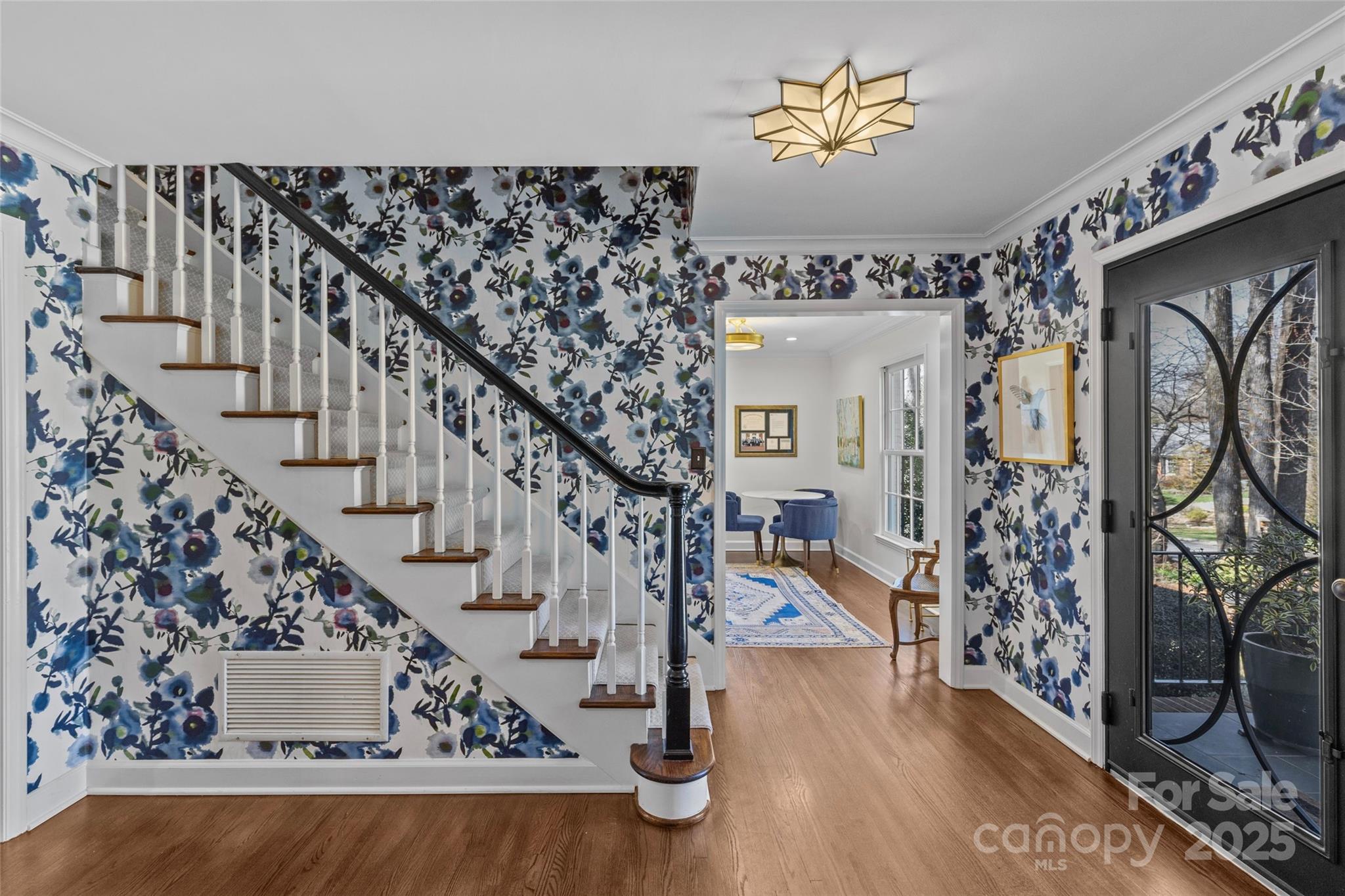 Property image 4 of 4300 Denbigh Drive in Kingswood, Charlotte, NC 28226