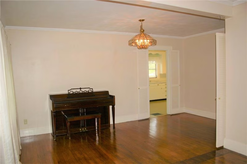 Property image 4 at 837 6th Avenue Drive, Hickory, NC 28601