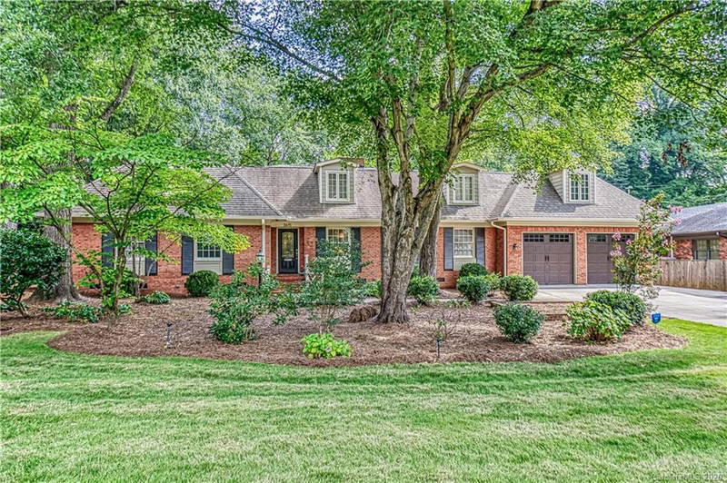 3615 Pickwick Lane