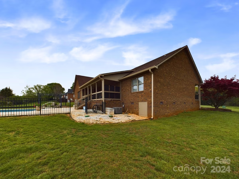 Property image 5 at 2685 Carriage Lane, Lincolnton, NC 28092