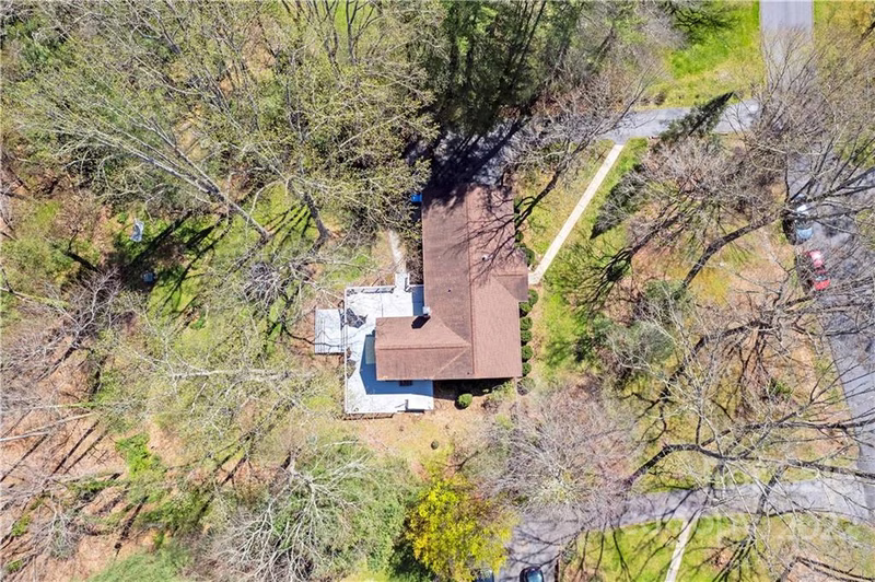 Property image 4 at 1967 Glenheath Drive, Hendersonville, NC 28791